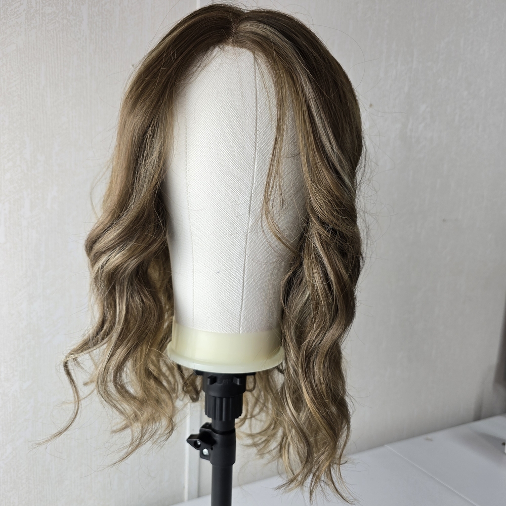 Chelsey Smith Crowns Carry (Heavy Highlights)  (Modified) - Picture 10 of 14